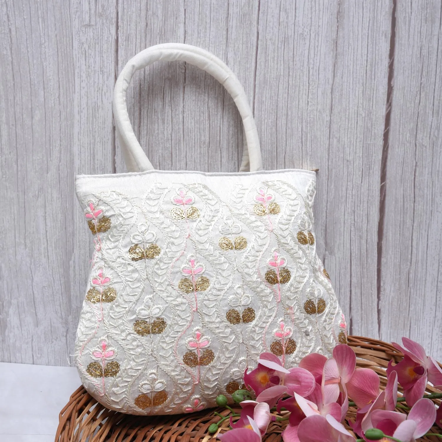 Heart Home Hand Bag|Traditional Hand Bag|Silk Wallet Hand Bag|Woman Tote Hand Bag|Ladies Purse Handbag|Gifts Hand Bag|Curved Shape Embroidery Hand Bag|Cream