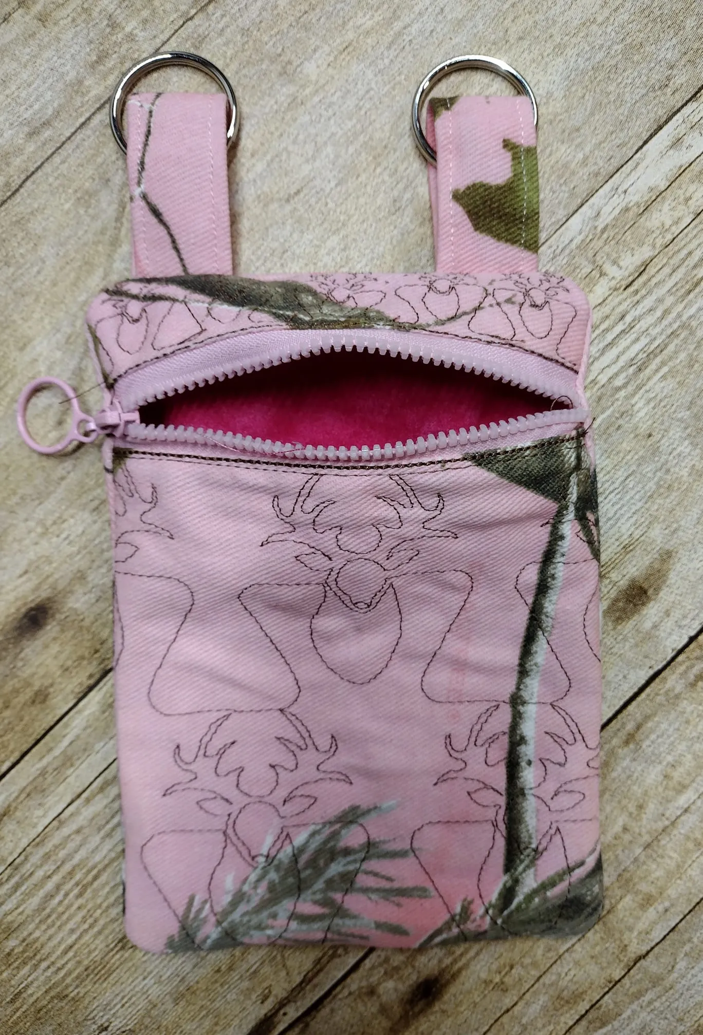 ITH Deer Motif Zipper Bag Purse