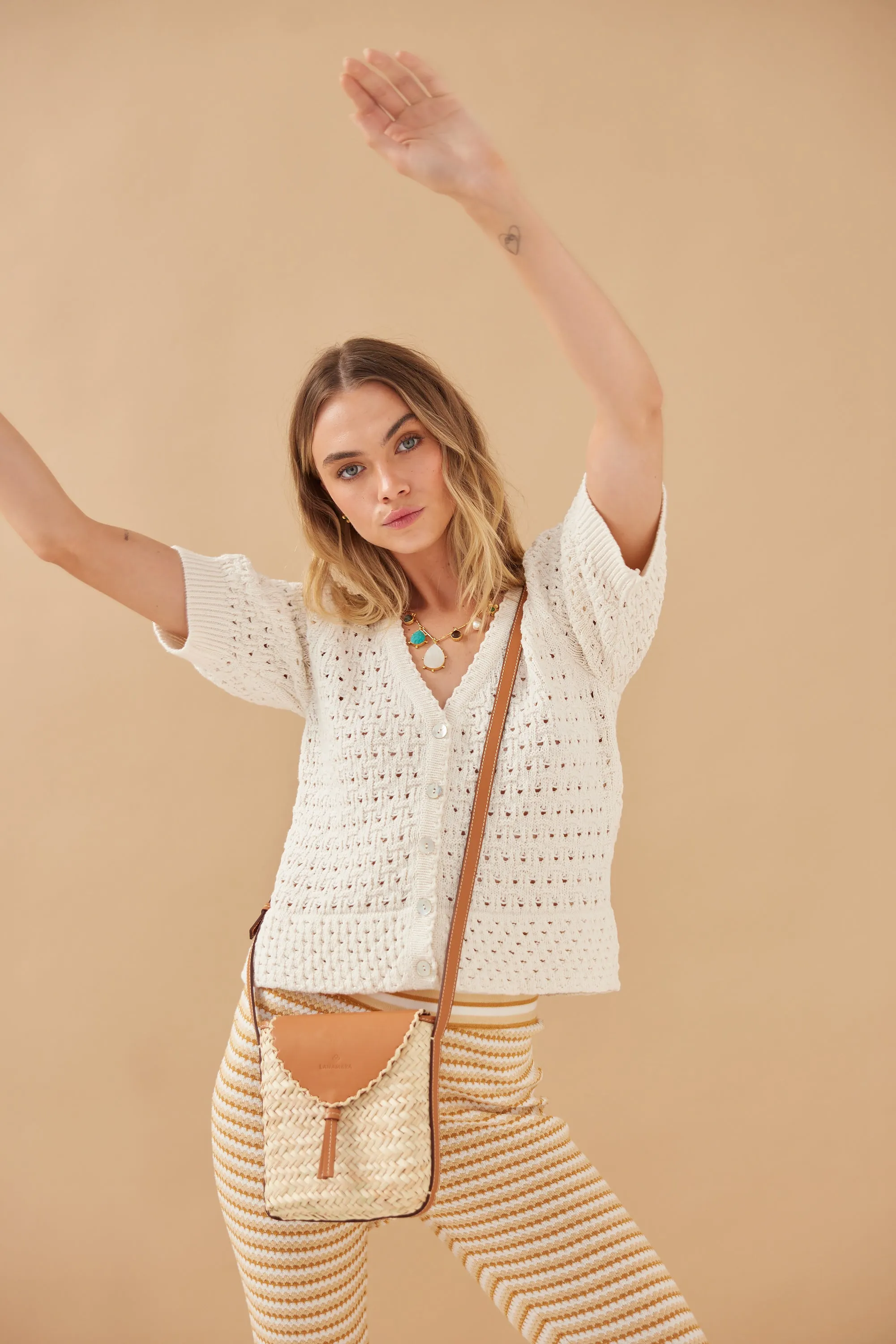LILA CROSSBODY - TAN - last one