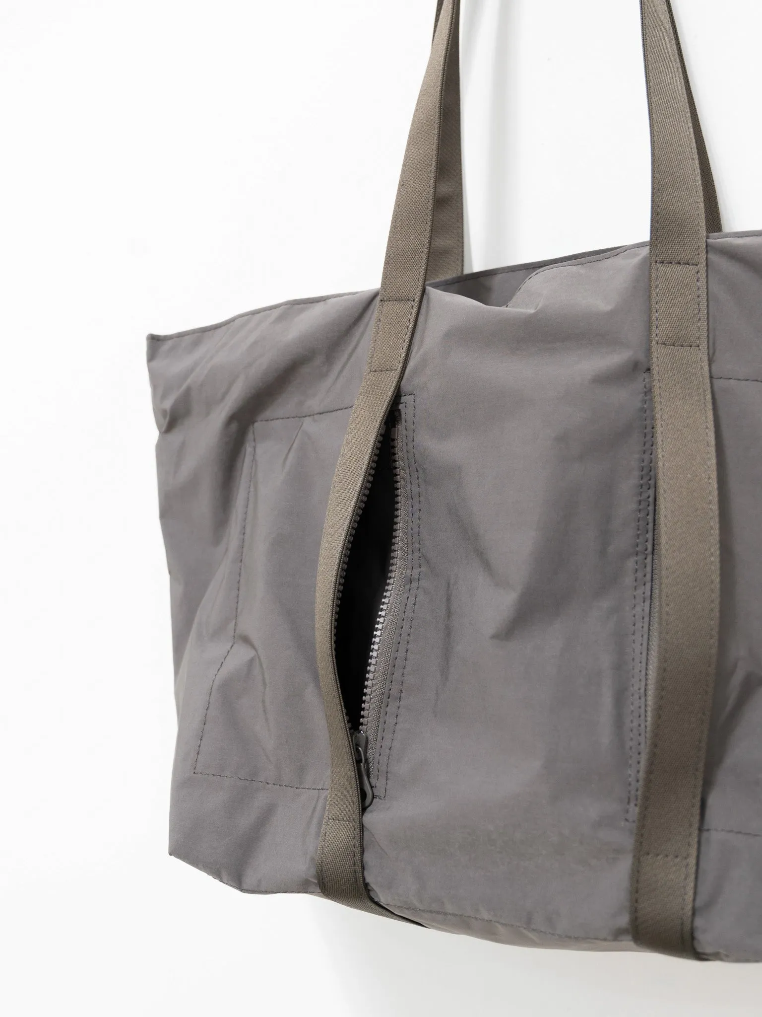 Medium Split Yarn Tote - Gray