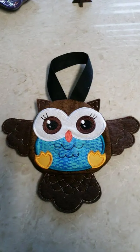 Owl Zipper Purse 4x4 5x5