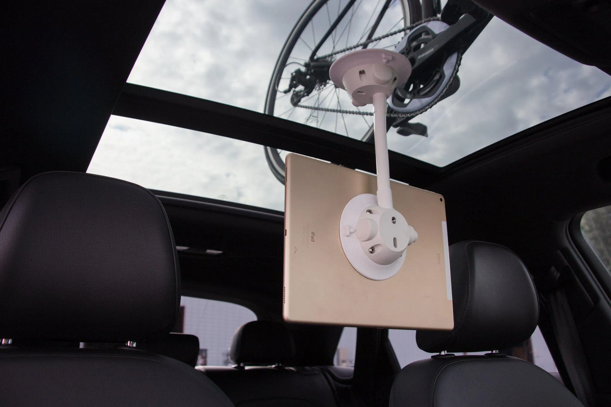 SEA SUCKER NAKED FLEX TABLET MOUNT